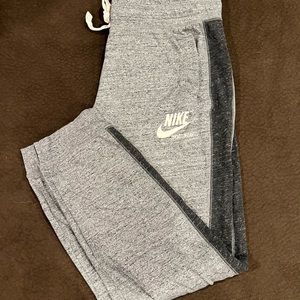 Nike sweatpants! Size: Large